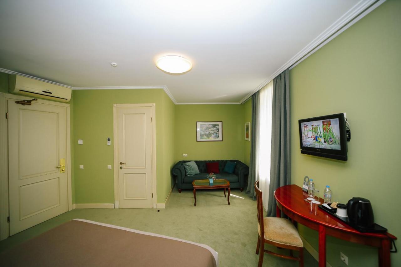 Sharden Villa Boutique Hotel Tbilisi Exteriör bild